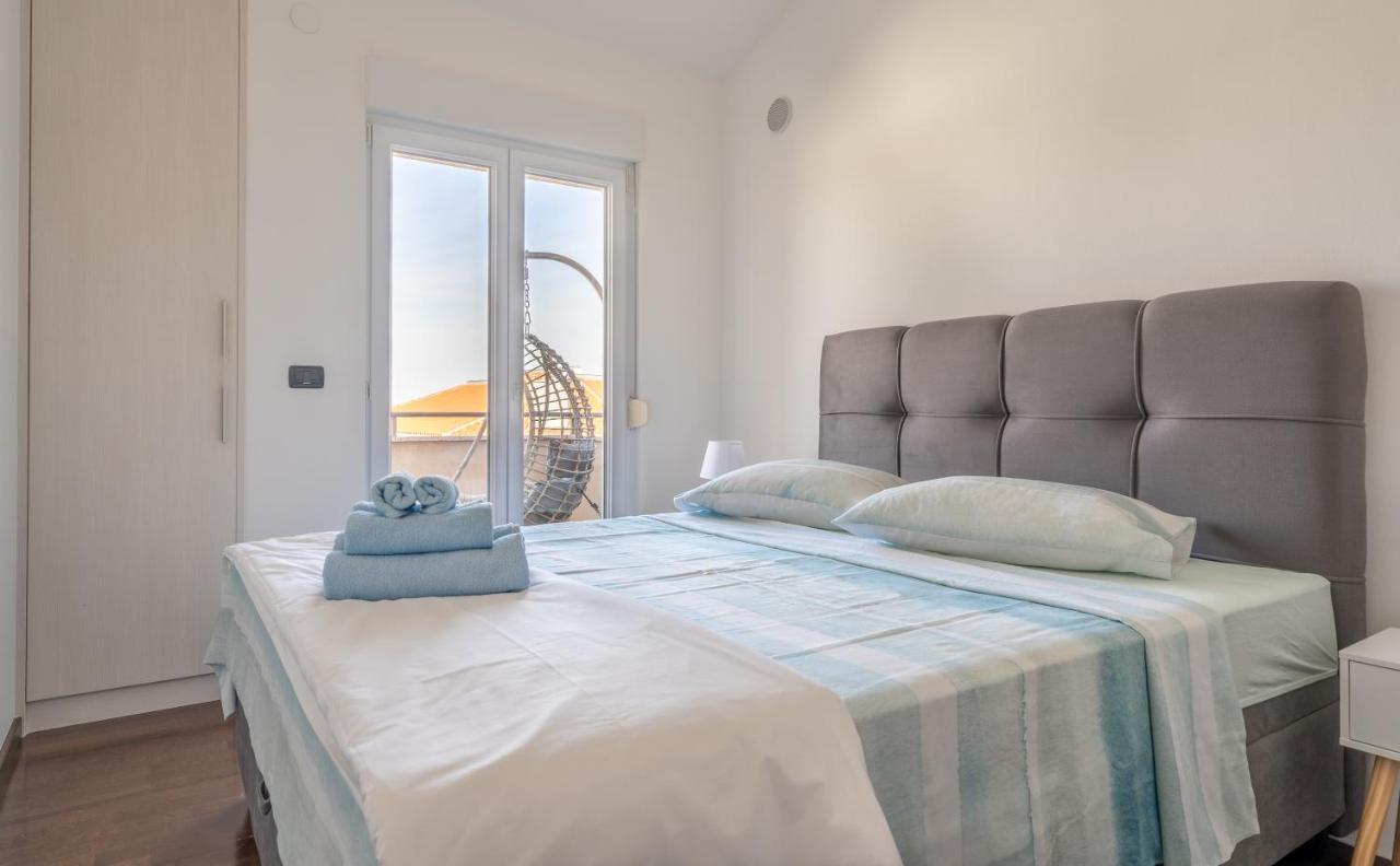 Appartamento Penthouse Gea Premantura Esterno foto